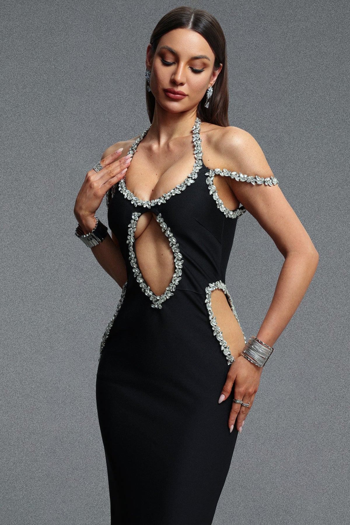 Viki Glamorous Taşlı İşlemeli Özel Kesim Bandaj Premium Maxi Elbise