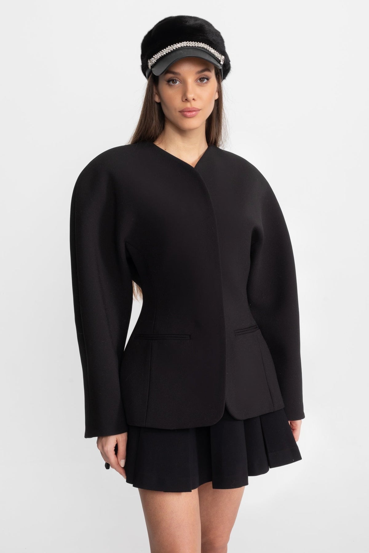 Temiz Collarless Tasarım Detaylı Blazer Ceket